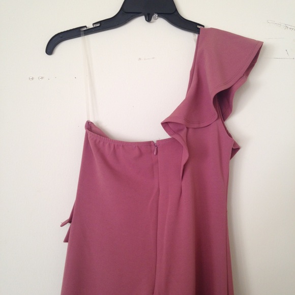 Ruffles One Shoulder Pink Jumper - Picture 7 of 8